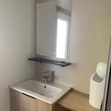 Mh 008 Bora Bora Sur Emplacement Exceptionnel En Lisiere De Foret Dans 4 Etoiles Saint-Julien-en-Born