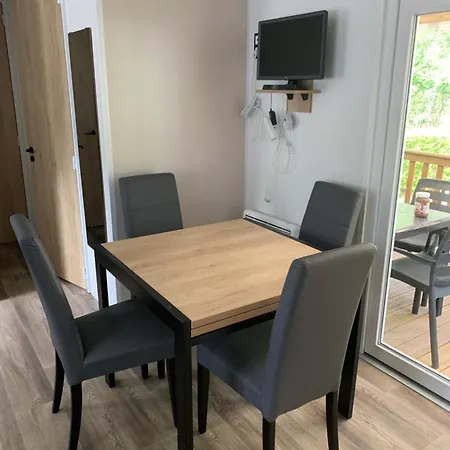 캠프장 Mh 008 Bora Bora Sur Emplacement Exceptionnel En Lisiere De Foret Dans 4 Etoiles *