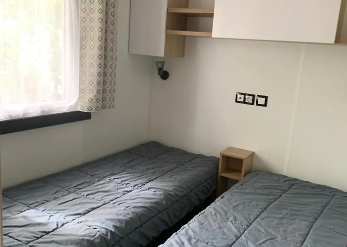 Mh 008 Bora Bora Sur Emplacement Exceptionnel En Lisiere De Foret Dans 4 Etoiles Kemping Saint-Julien-en-Born