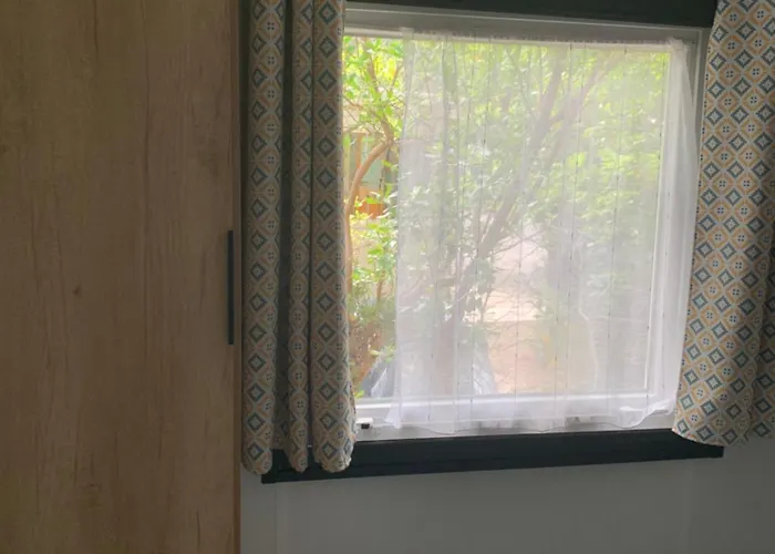 Mh 008 Bora Bora Sur Emplacement Exceptionnel En Lisiere De Foret Dans 4 Etoiles *